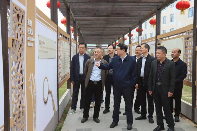 �С������շ��С�������һ�е���˾���ָ��