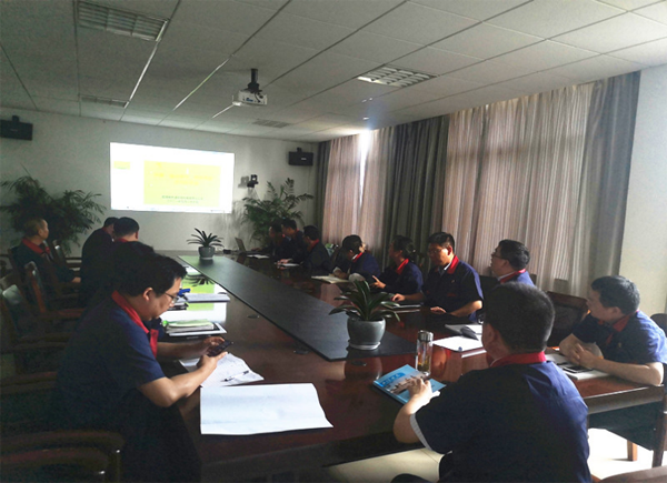 �ֹ���˾һ����չ���徲�����¡�ϵ���˶�