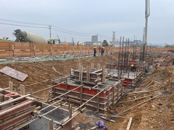 ͭ����Ŀ��⳵������������̨ͨ������