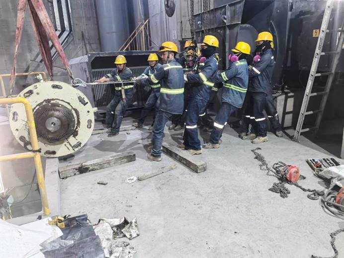 ������ͭ���ʯ����ϵͳͣ��ĥ�����