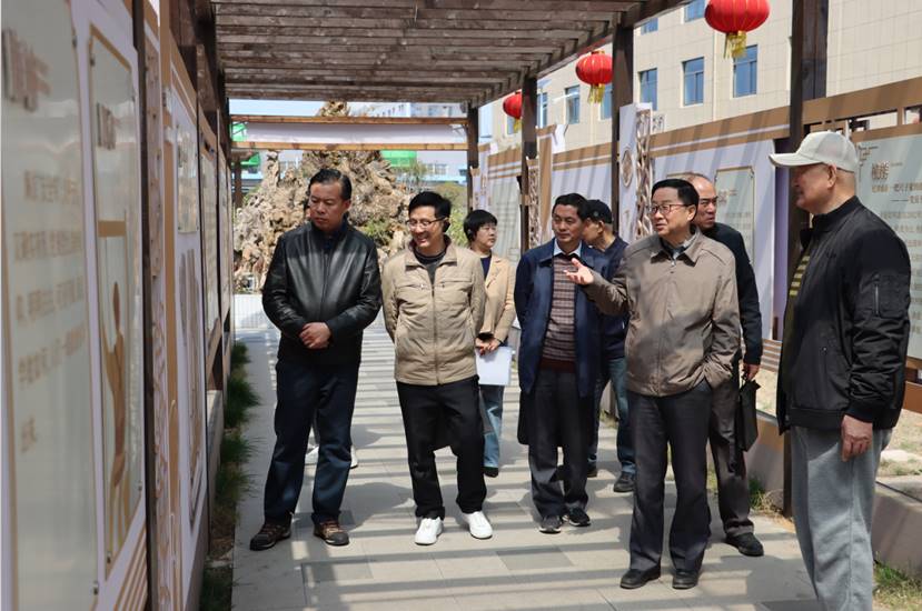 �컪��һ�е���˾����